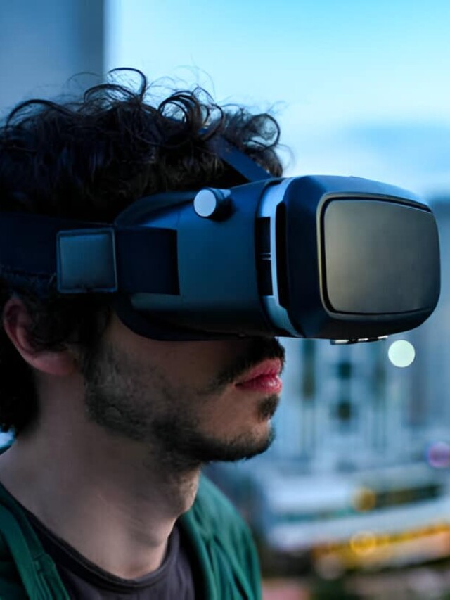 Top Level Traffic Web Design Bridgend and South Wales U.K Virtual Reality Experiences Integrating VR Technology into Websites for Immersive Decision-Making — 2025